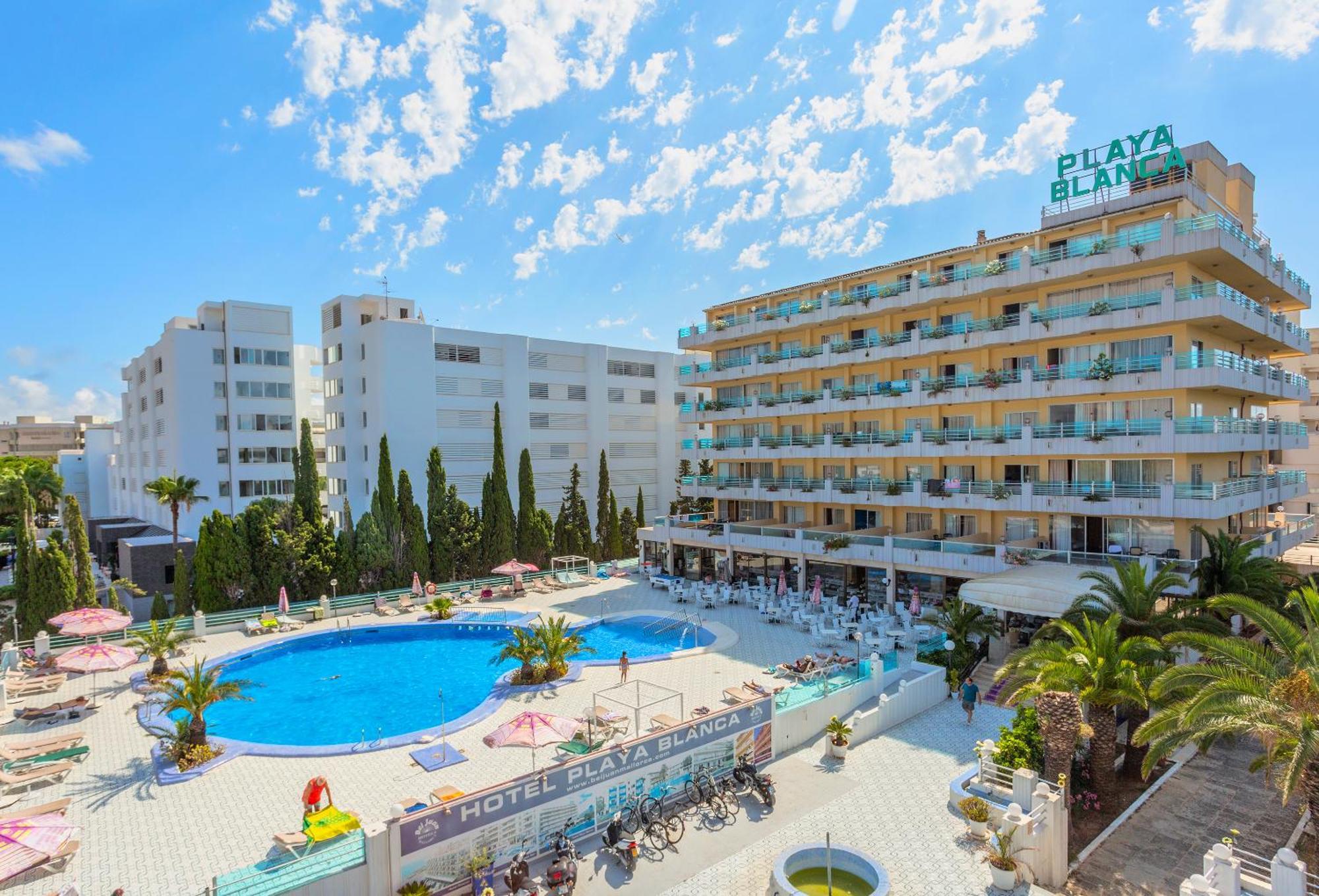 Bj Bei Juan Hostal S'Illot  Luaran gambar