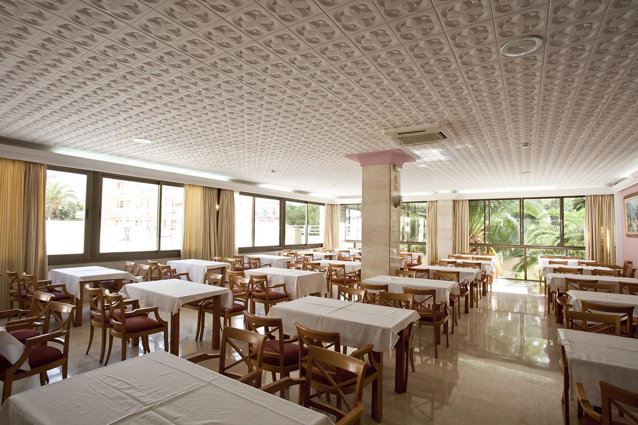 Bj Bei Juan Hostal S'Illot  Luaran gambar