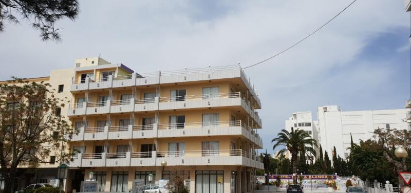 Bj Bei Juan Hostal S'Illot  Luaran gambar