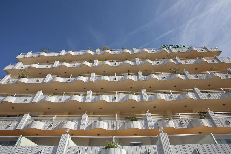 Bj Bei Juan Hostal S'Illot  Luaran gambar